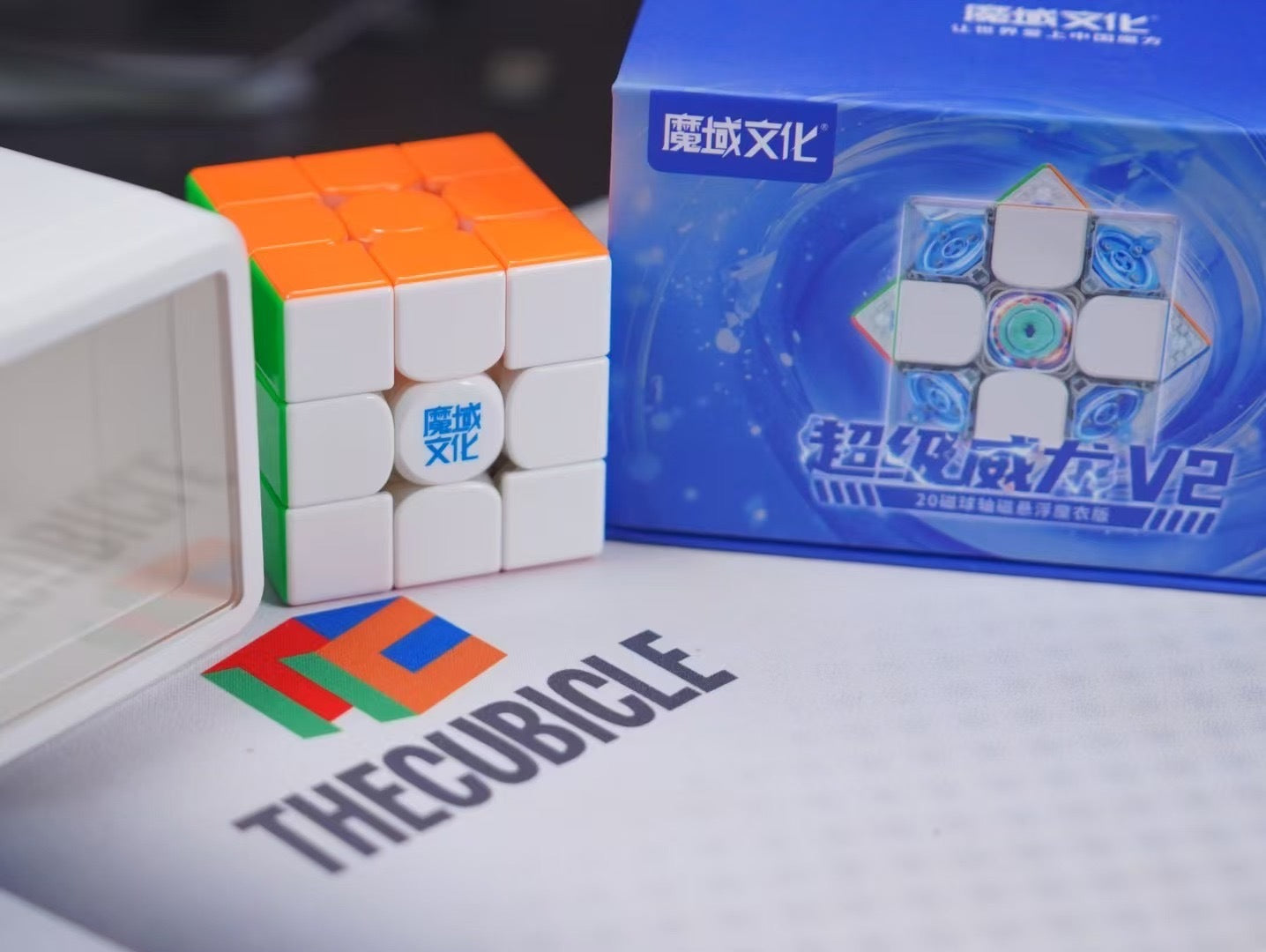 MoYu Super WeiLong 3x3 V2 (20-Magnet Ball-Core + MagLev + UV)