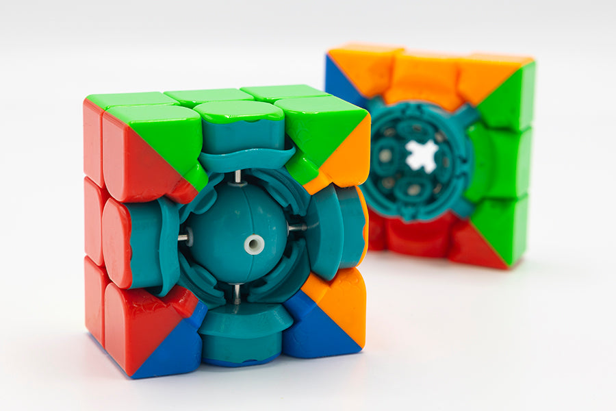 MoYu WeiLong WRM V9 3x3 (Ball-Core + MagLev + UV)