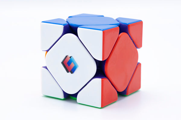 Cubicle Custom WeiLong Skewb (MagLev) - Stickerless (Bright)