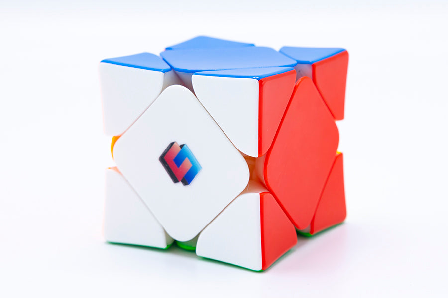 Cubicle Custom Wingy Magnetic Skewb V2 - Stickerless (Bright)