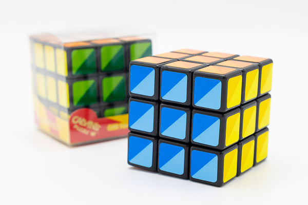 Super Triangle Cube 3x3 - Black